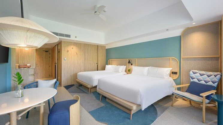 Centara Karon Resort